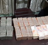 Marinos confiscan 20 millones de pesos argentinos en Bermejo