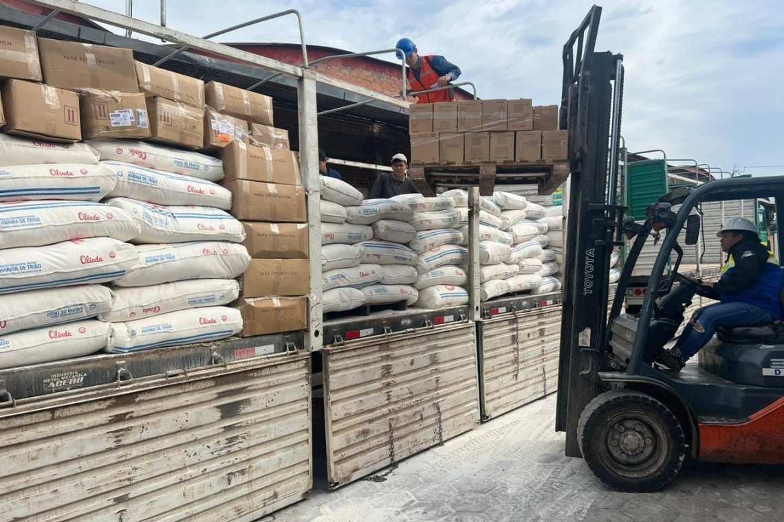 Detención domiciliaria para implicados con falsificación de documentos aduaneros