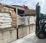 Detención domiciliaria para implicados con falsificación de documentos aduaneros