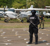 La FELCN afecta al narcotráfico con $us 1.200.000 y desbarata pistas y aeronaves