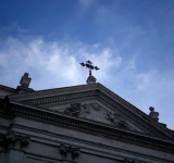 Detenido en Málaga un sacerdote por agredir sexualmente a cuatro mujeres tras sedarlas: su pareja descubrió las grabaciones