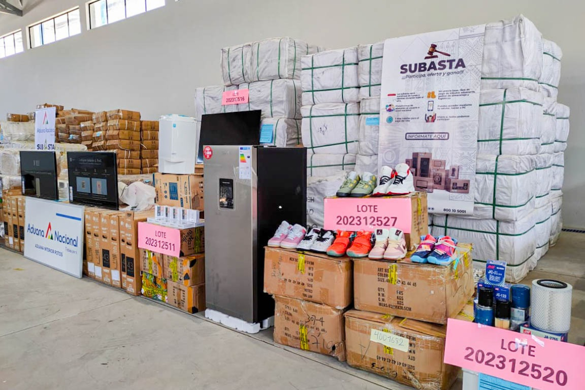 Aduana dispone 28 toneladas de mercancía para Subasta Electrónica en Potosí
