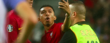 Cristiano Ronaldo marcó un doblete en el triunfo de Portugal: la diferencia que le sacó a Messi como máximo goleador de la historia