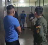 Capturan a tres implicados en una red de proxenetismo en Santa Cruz