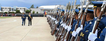 Las FFAA entregan a nuevos sargentos del Ejército, Fuerza Aérea y Armada