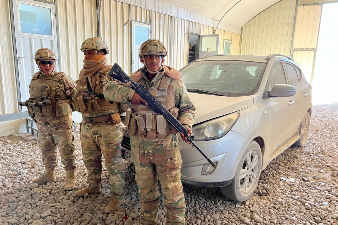 Militares asestan golpe al contrabando y comisan seis vehículos en frontera con Chile