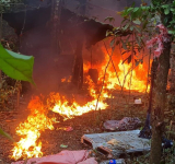 Incineran 25 fábricas móviles de cocaína en sindicatos que por 16 años impidieron el trabajo antinarcótico en Villa Tunari