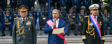 Novillo realzó relevo y reconocimiento del nuevo Comandante en Jefe de las FFAA