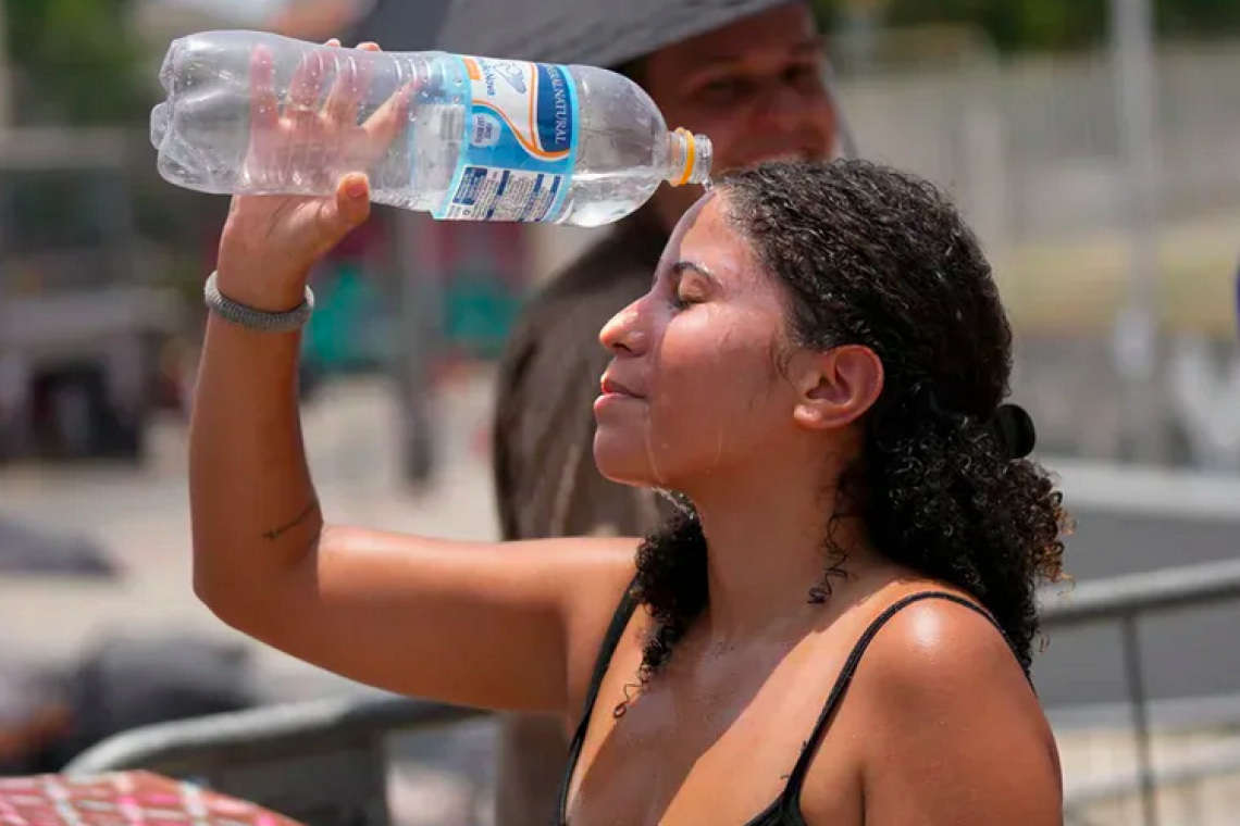 Una ola de calor azota a Río de Janeiro: la sensación térmica alcanzó los 60 grados 