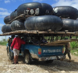 Marinos desbaratan rutas del contrabando y comisa gomones en frontera con Argentina