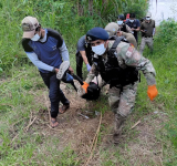 Marinos de la Armada rescatan dos cuerpos sin vida en el río Beni
