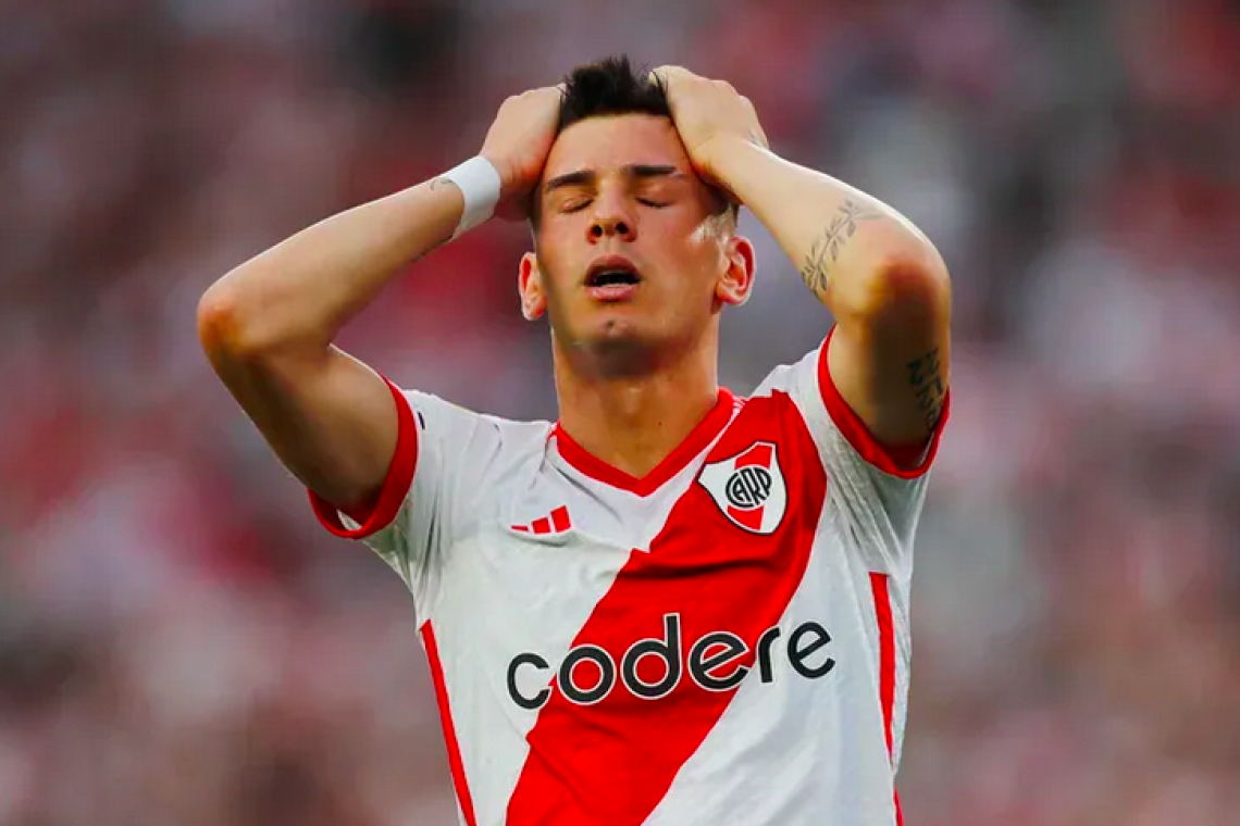 Barcelona sigue de cerca a la joya de River Plate que sorprendió a todos con apenas 16 años