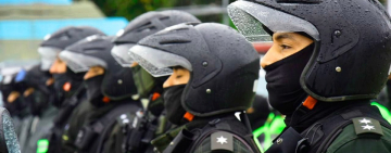 Policía fortalece control en la carretera a Copacabana, los Yungas, Río Abajo y Oruro por Semana Santa