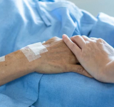 El fenómeno que ocurre antes de morir y que las enfermeras de paliativos no saben explicar