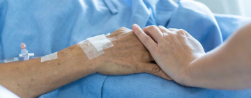 El fenómeno que ocurre antes de morir y que las enfermeras de paliativos no saben explicar