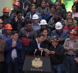 Gobierno y COB acuerdan incremento del 3% al básico y de 5,85% al mínimo nacional