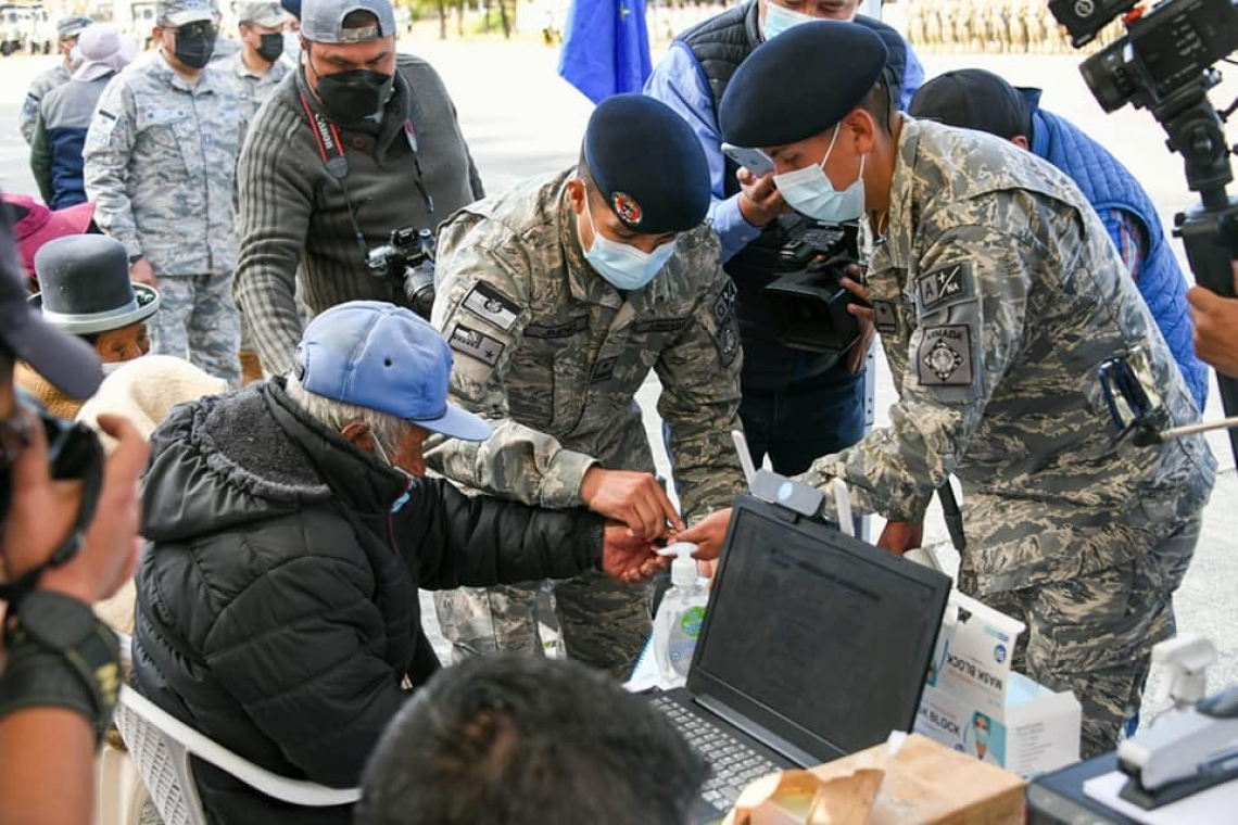 FFAA coadyuvarán en pago de la Renta Dignidad a partir del 24 de mayo
