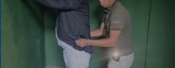 Aduana denuncia a sujeto que intentó suplantar funciones para recuperar un auto incautado