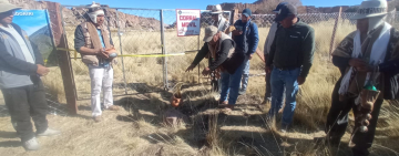 Pro – Camélidos entrega corrales y cercos móviles para las comunidades orureñas Marcachavi y Jila Uta Manasaya