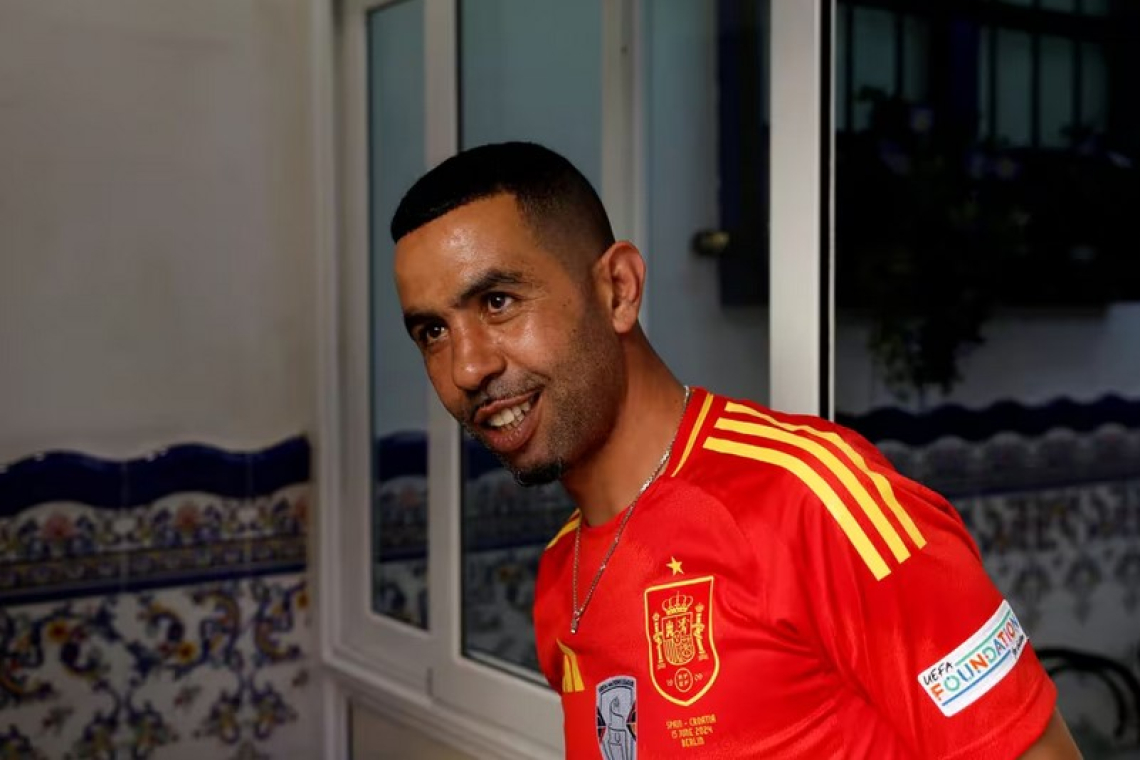 Quién es Mounir Nasraoui, el padre de Lamine Yamal que fue apuñalado en Barcelona: devoción y orgullo por su hijo