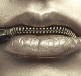 La guerra contra la libertad de expresión también se libra en democracias