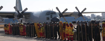 Policía Boliviana desplaza 81 bomberos a zonas afectadas por incendios