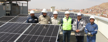 Instalan sistema fotovoltaico de 19 KWp para el edificio de YPFB Oruro