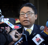 Iván Lima renuncia al cargo de ministro de Justicia y afirma que la democracia es un privilegio que se debe preservar