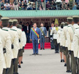 Presidente valora sacrificio policial para liberar a bolivianos de bloqueos