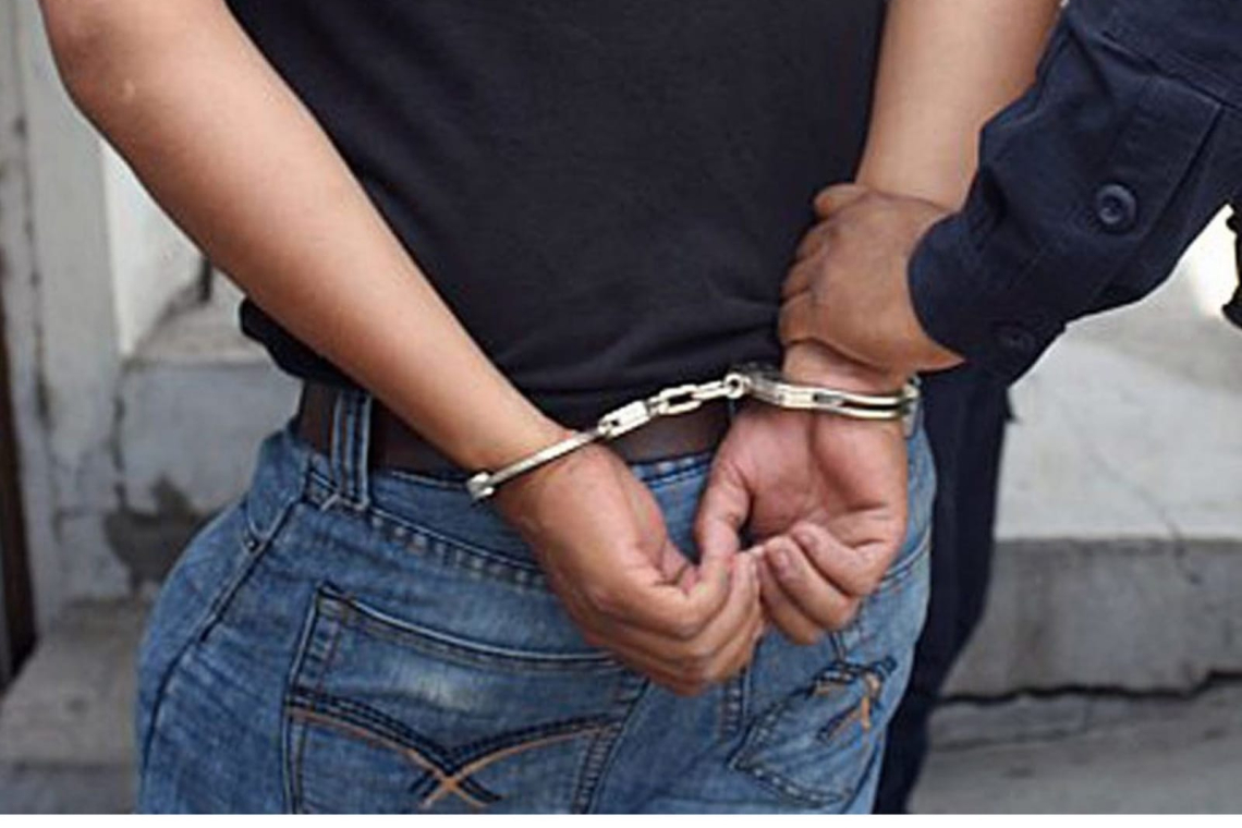 Aprehenden a un hombre por comercio ilegal de gasolina en Cochabamba 