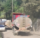 CEO-Andino incauta dos cisternas con combustible valuados en Bs171.120