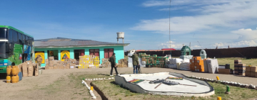 En frontera con Perú el CEO-LCC incauta bus con alimentos, línea blanca y perfumes