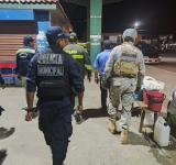 El CEO-LCC y marinos afectan al contrabando en Bs80.000