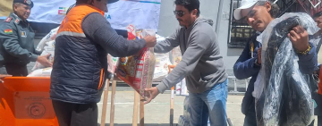 Defensa Civil entrega 17, 6 Tn de Ayuda Humanitaria en La Paz