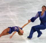 Medios: Campeones del mundo de patinaje artístico rusos iban a bordo del avión accidentado en EE.UU. 