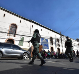 Recluyen a sujeto que intentó quitar la vida a su esposa e hijos en El Alto