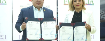 Firman contrato de comodato para fortalecer lucha contra delitos aduaneros