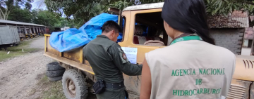 La ANH intercepta dos vehículos sin placas que transportaban  Diésel Oíl 