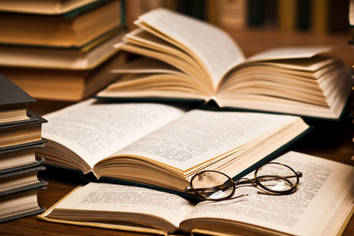 Inicia la campaña “Bolivia Lee” e invitan a la población a donar libros