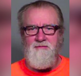 Preso con 16 condenas a cadena perpetua es acusado de asesinar a tres reclusos en una cárcel de Arizona