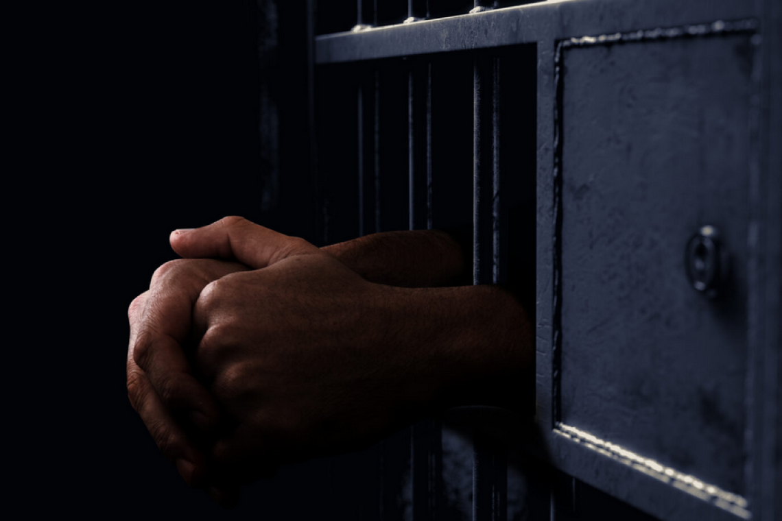 Diez años de cárcel por abusar de su nieta