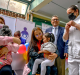 Bolivia lanza la semana de vacunación de Las Américas, el reto 153.979 dosis