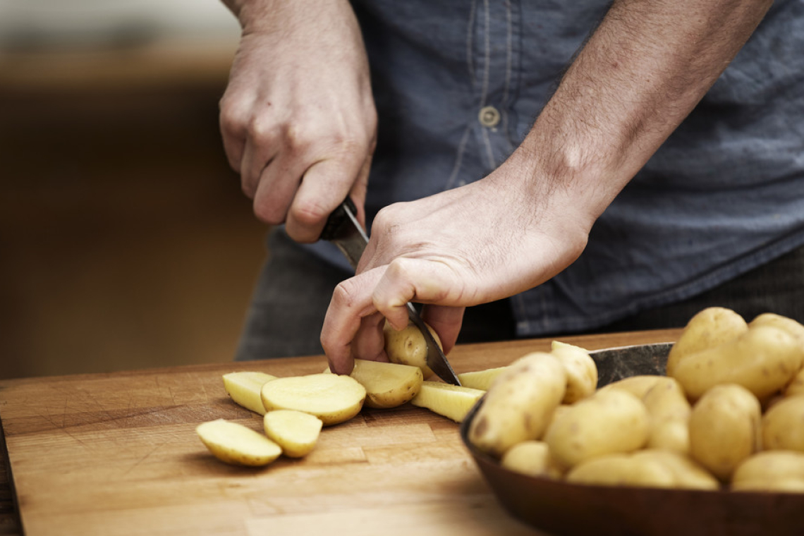 Un popular tubérculo cura mejor el estómago que los medicamentos
