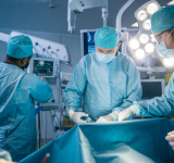 Trasplantan por primera vez un corazón sin detener ni uno solo de sus latidos 