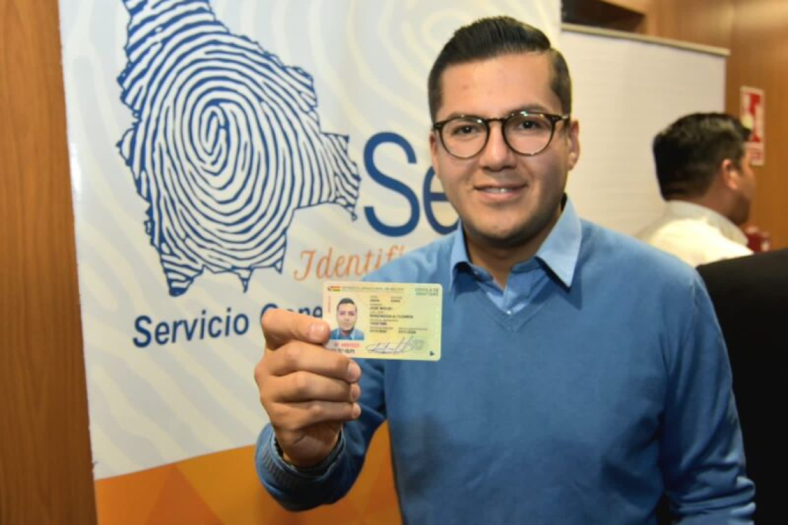 Proyectan emisión de más de 3 millones de cédulas de identidad del Bicentenario este 2025