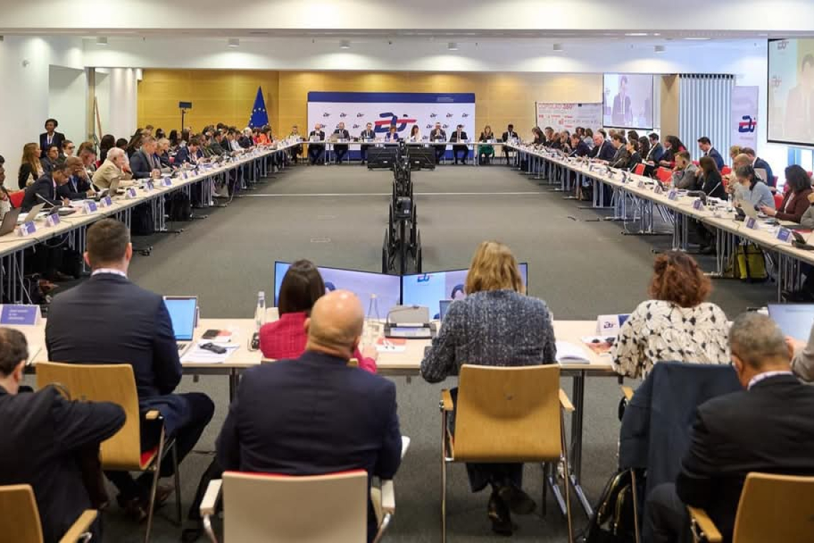 En Polonia Bolivia socializa logros en la lucha antidroga y fortalecerá ayuda