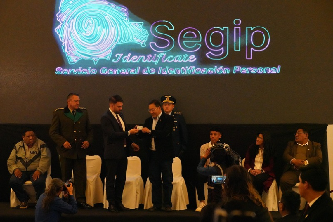 Jóvenes desde los 16 años pueden acceder a permiso de conducción, Arce dice que es parte de la inclusión