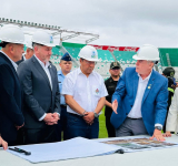 Arce inspecciona obras del Estadio “Tahuichi” para la final de la Copa Sudamericana 2025