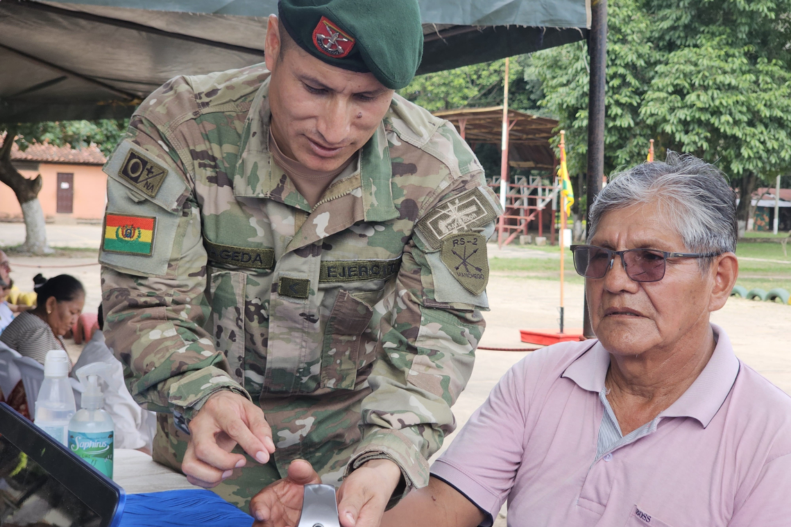 Fuerzas Armadas inician pago de la Renta Dignidad