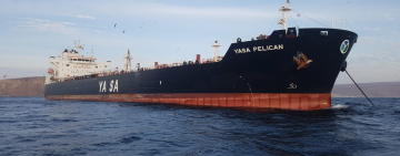 Al menos 7 buques aguardan descarga de 190.000 metros cúbicos de combustibles en Arica